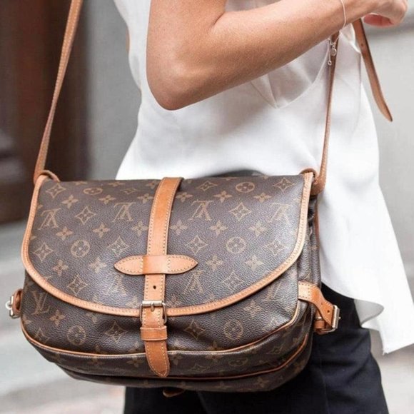 Louis Vuitton Handbags - 💎✨Authentic✨💎 Saumur 30